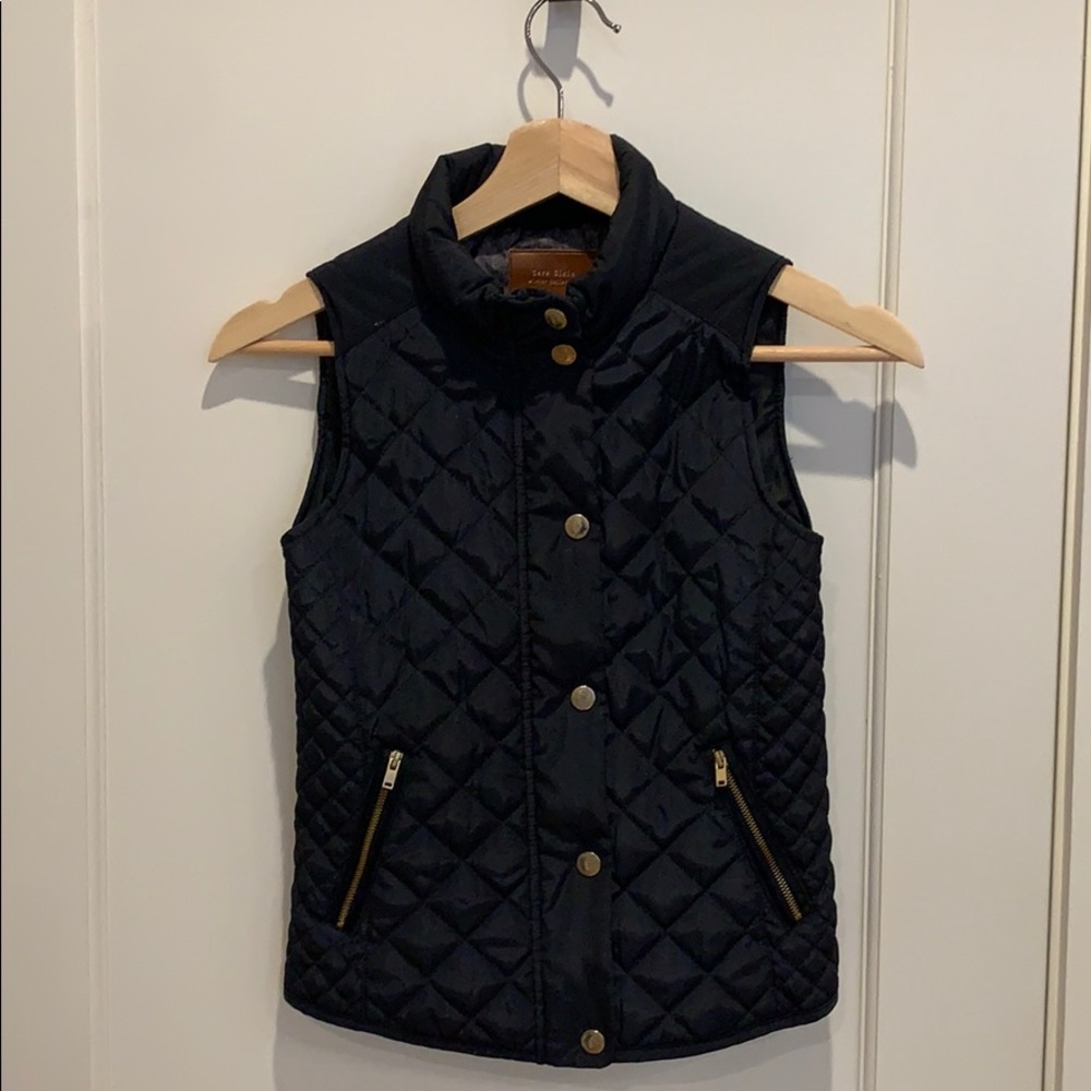 Zara Girls vest. Size 9-10 years.